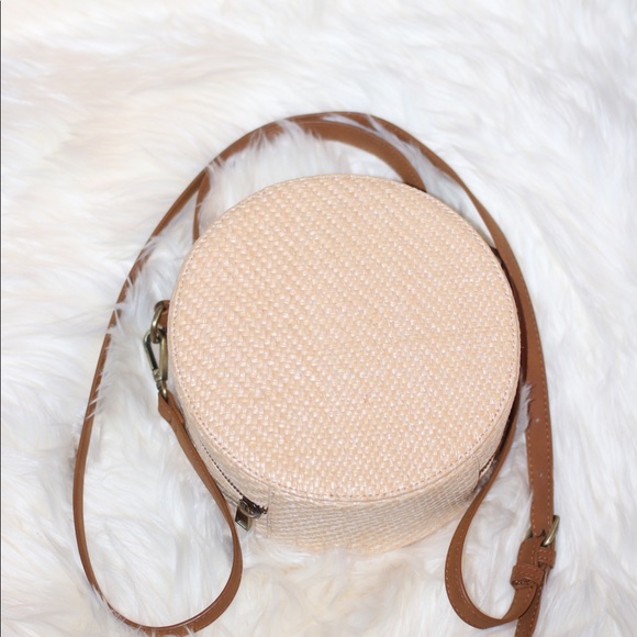 Forever 21 crossbody bag - Picture 1 of 7